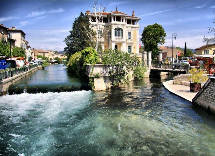 Mas Et Gite De La Picholine LʼIsle-sur-la-Sorgue المظهر الخارجي الصورة